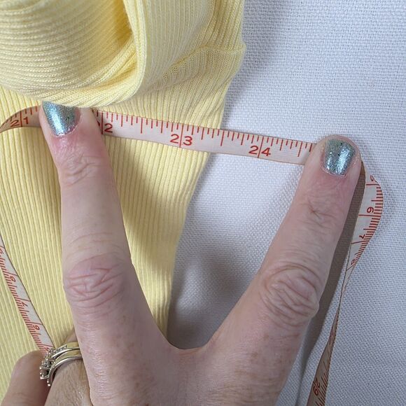 Secret Treasures Butter Yellow Lettuce Hem Lace Trim One Button Cardigan Y2K 2X - Picture 5 of 6